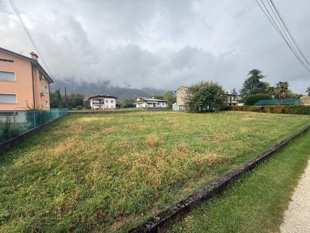 Terreno in vendita a Marsure / Marsuris, Aviano / Davian