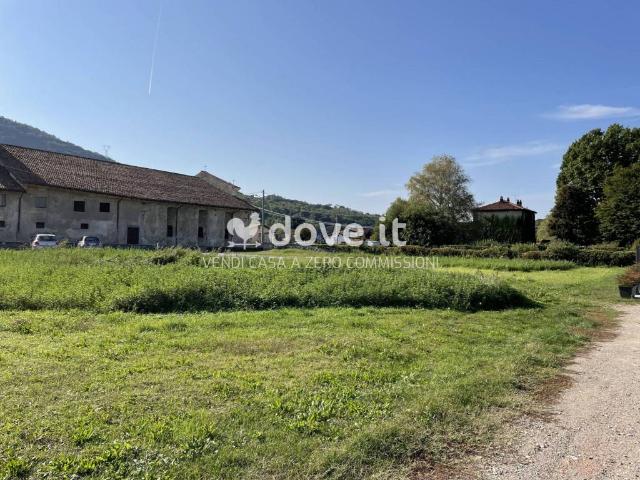 Terreno in vendita a Comunità Montana Valli del Verbano, Azzio