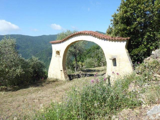 Terreno in vendita a Badalucco, Liguria