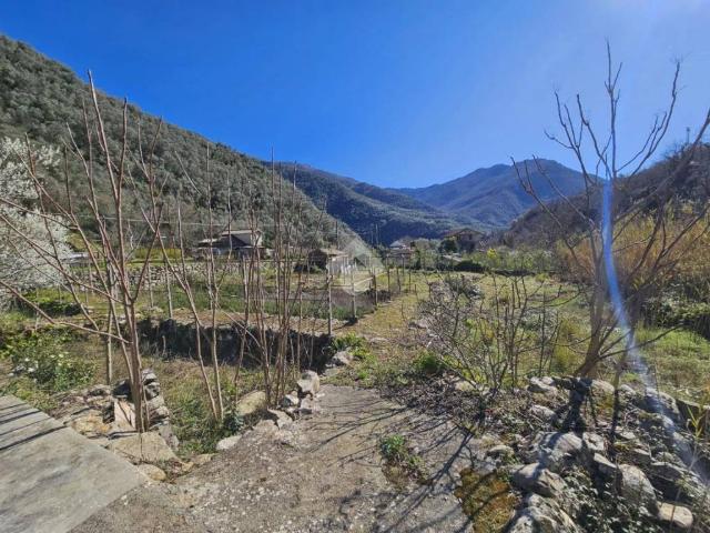 Terreno in vendita a Badalucco, Liguria