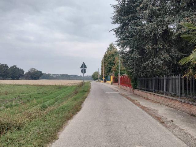 Terreno in vendita a Badia Pavese, Lombardia