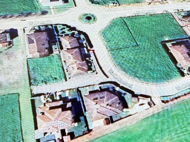 Terreno in vendita a Bagnolo San Vito, Lombardia