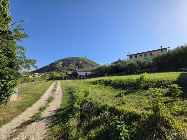 Terreno in vendita a Calaone, Baone