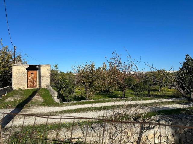 Terreno in vendita a Municipio 4, Puglia