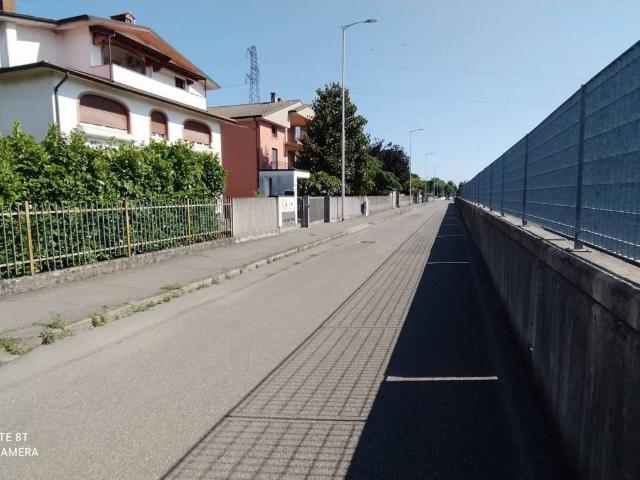 Terreno in vendita a Bariano, Lombardia