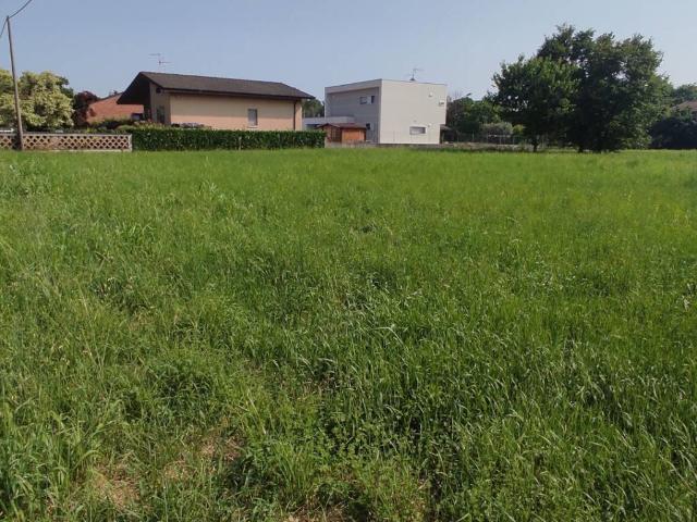 Terreno in vendita a Basiliano, Friuli-Venezia Giulia