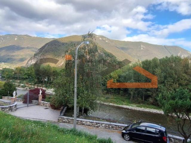 Terreno in vendita a Bassano Del Grappa, Veneto