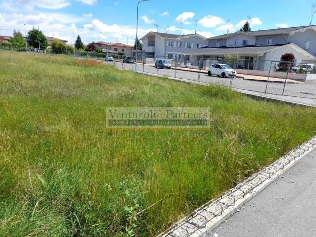 Terreno in vendita a Bedizzole, Lombardia