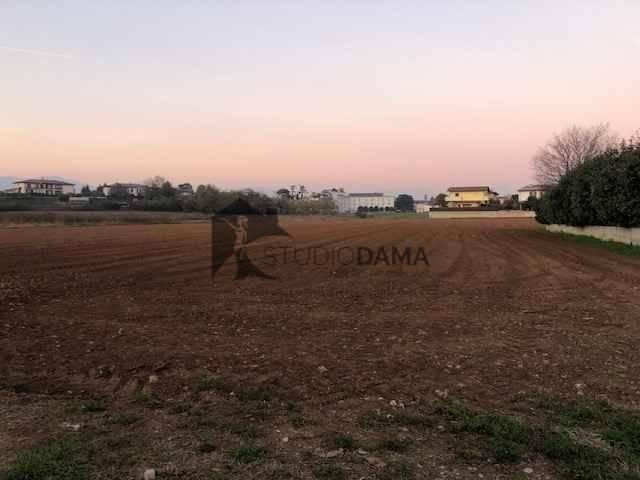 Terreno in vendita a Bedizzole, Lombardia