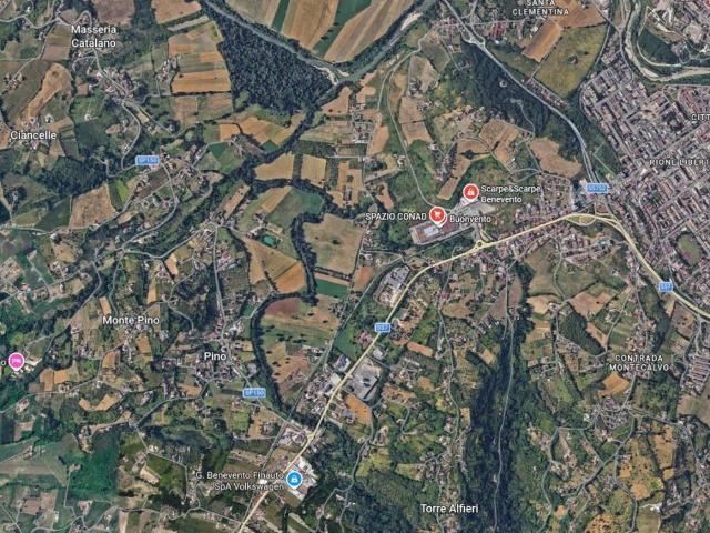 Terreno in vendita a Contrada San Vito, Benevento