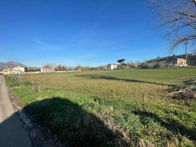 Terreno in vendita a Contrada Pezzapiana, Benevento