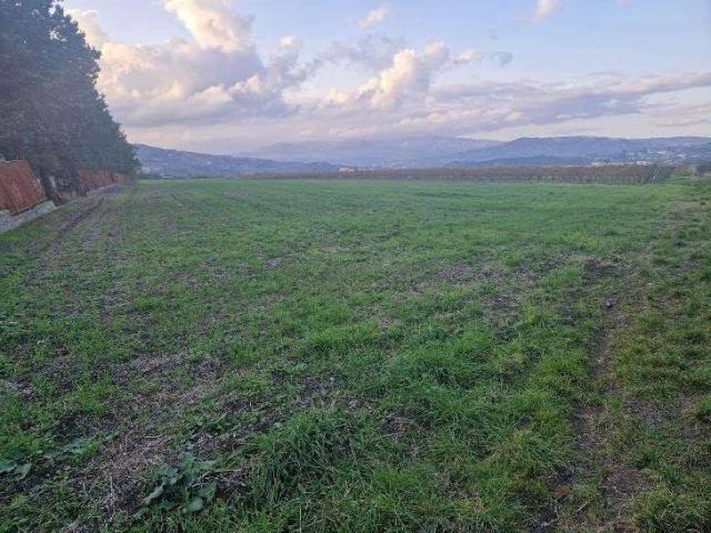 Terreno in vendita a Contrada Olivola, Benevento