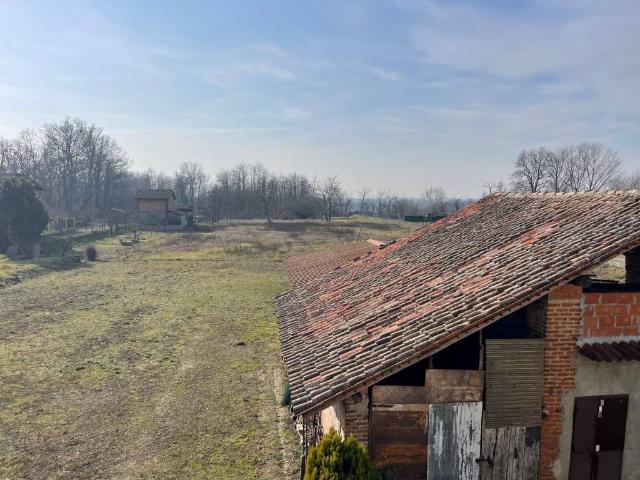 Terreno in vendita a Torre D'isola, Lombardia