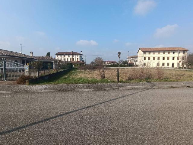 Terreno in vendita a Bertiolo, Friuli-Venezia Giulia