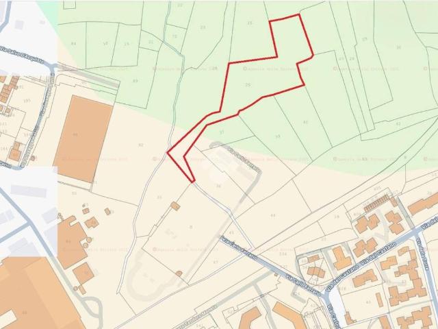 Terreno in vendita a Montesiro, Besana In Brianza