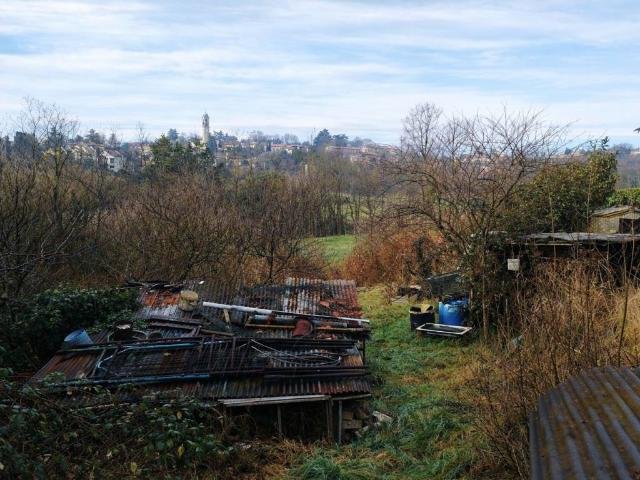 Terreno in vendita a Calò, Besana in Brianza