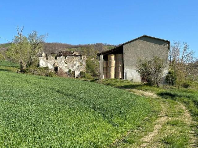 Terreno in vendita a Bettola, Reggio Emilia