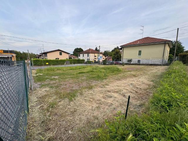Terreno in vendita a Biandronno, Lombardia