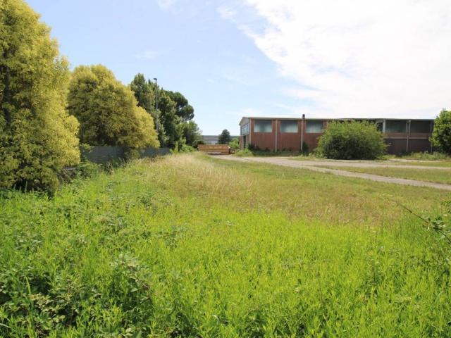 Terreno in vendita a Biassono, Lombardia