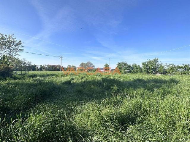 Terreno in vendita a Bolgare, Lombardia