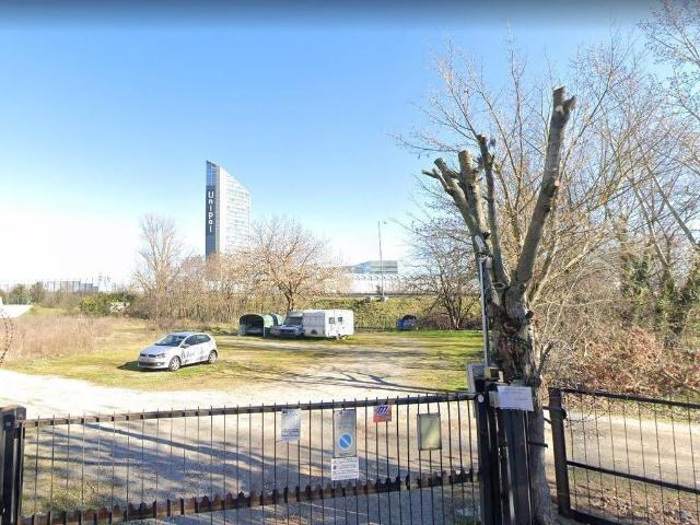Terreno in vendita a San Donato-San Vitale, Bologna