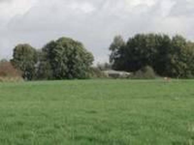 Terreno in vendita a Boltiere, Lombardia