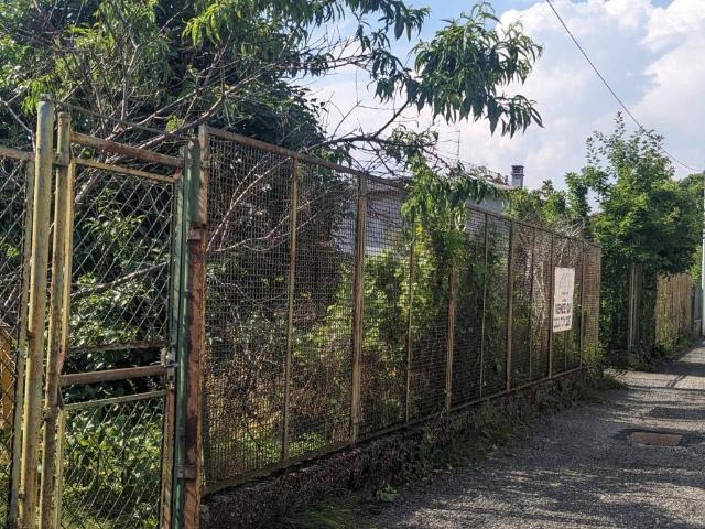 Terreno in vendita a Boltiere, Lombardia
