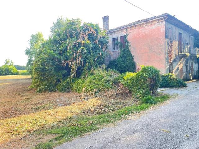 Terreno in vendita a Bolzano Vicentino, Veneto