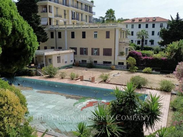 Terreno in vendita a Bordighera, Liguria