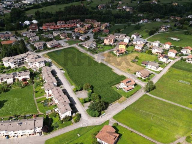 Terreno in vendita a Borgo Valbelluna, Mel