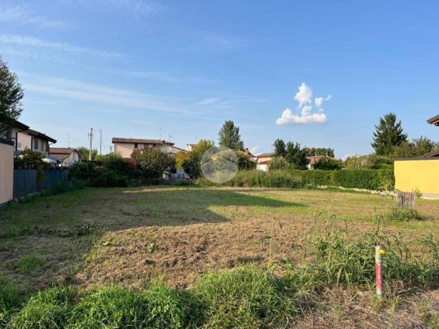 Terreno in vendita a Borgo Virgilio, Cerese
