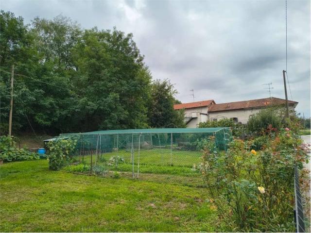Terreno in vendita a Borgomanero, Novara