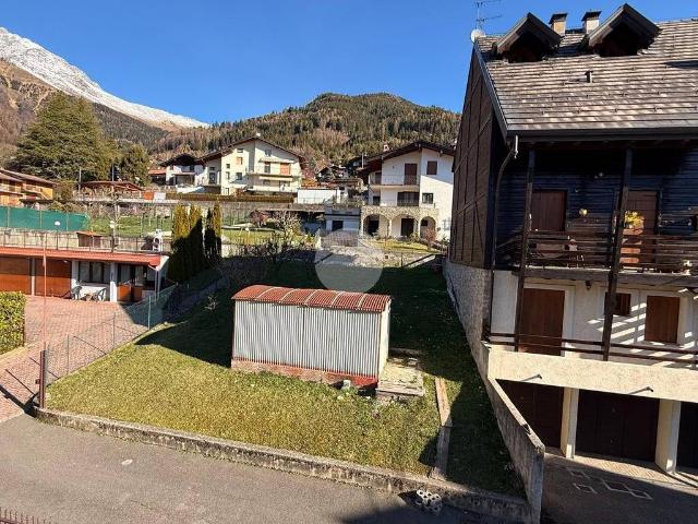 Terreno in vendita a Comunità montana della valle Camonica, Borno
