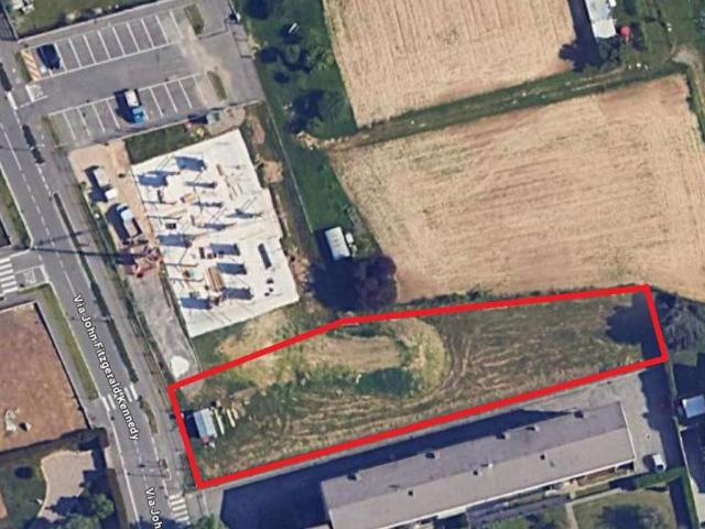 Terreno in vendita a Bottanuco, Bergamo