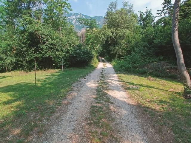Terreno in vendita a Botticino, Lombardia
