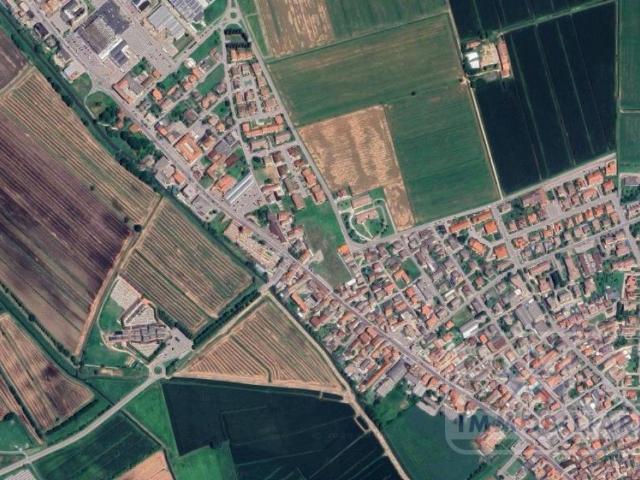 Terreno in vendita a Bovolone, Veneto