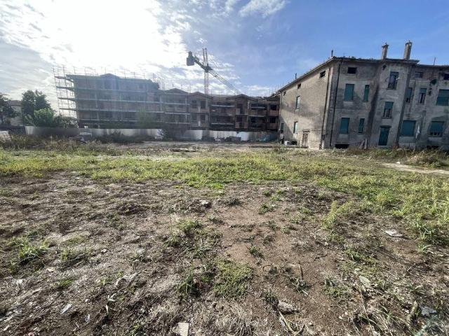 Terreno in vendita a Bovolone, Veneto