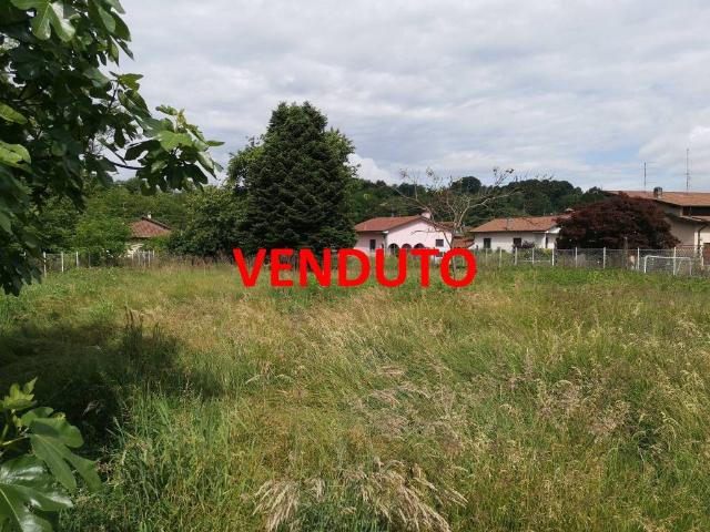 Terreno in vendita a Brebbia, Lombardia
