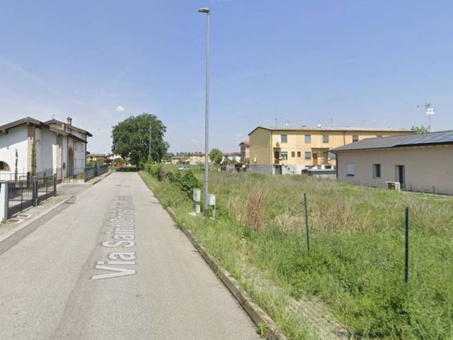 Terreno in vendita a Brembio, Lombardia