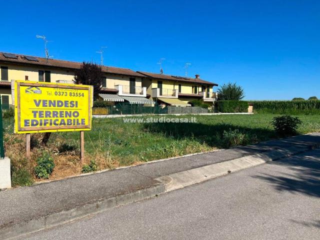 Terreno in vendita a Brembio, Lombardia