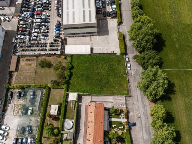 Terreno in vendita a Zona Sud, Brescia