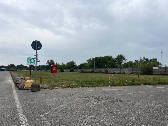 Terreno in vendita a Zona Sud, Brescia