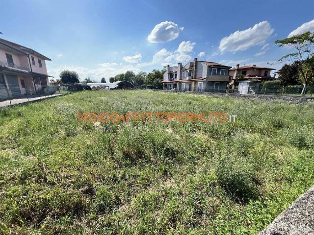 Terreno in vendita a Brignano Gera D'adda, Lombardia