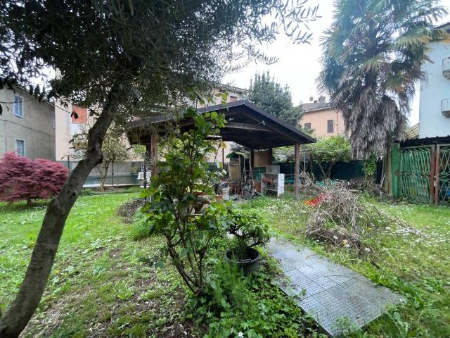 Terreno in vendita a Vaccarezza Nuova, Brivio