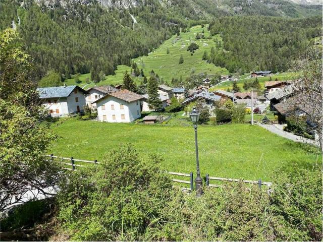 Terreno in vendita a Brusson, Aosta