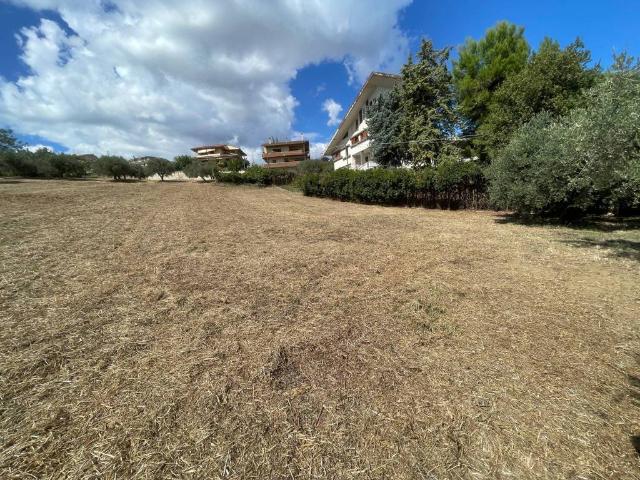 Terreno in vendita a Bucchianico, Abruzzo