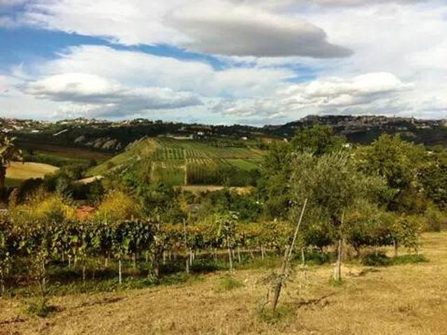 Terreno in vendita a Bucchianico, Abruzzo