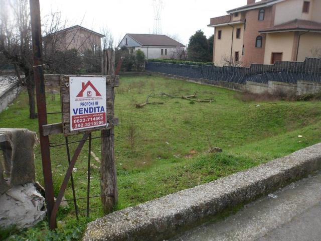 Terreno in vendita a Bucciano, Campania
