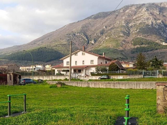 Terreno in vendita a Bucciano, Campania
