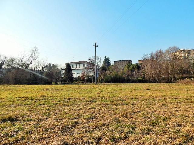 Terreno in vendita a Bulciago, Lombardia